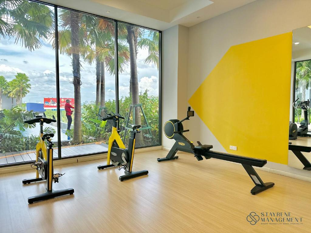 Fitness centrum a/nebo fitness zařízení v ubytování Sunway GRID Residence SunwayXpark BigBox By Stayrene