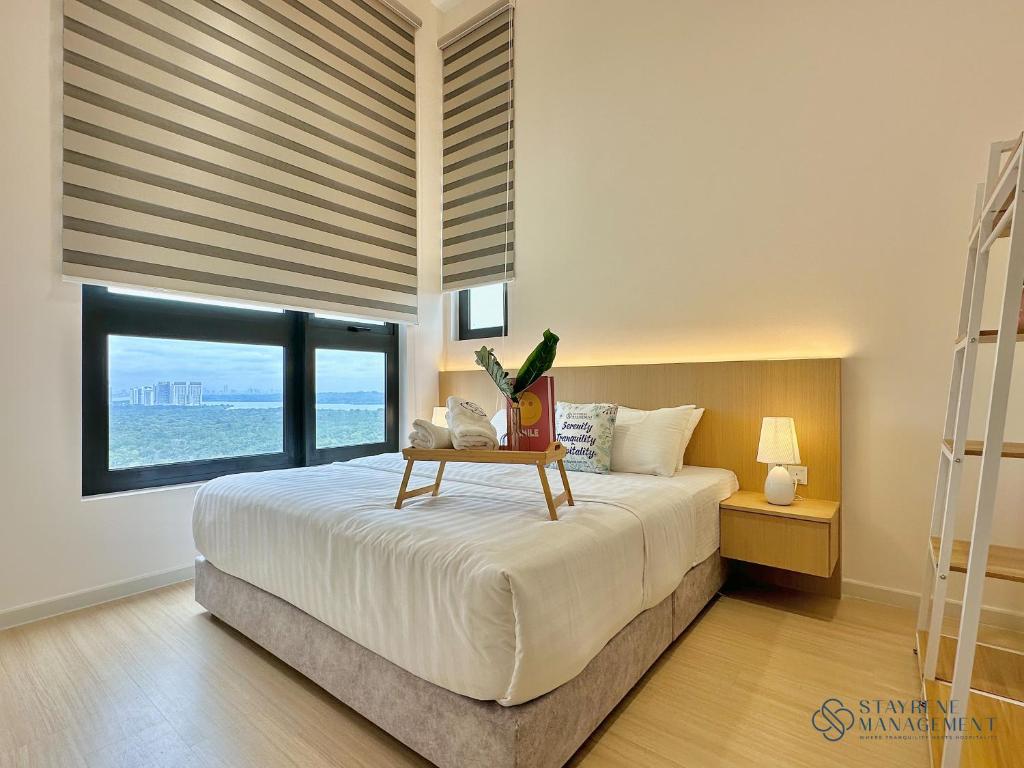 Postel nebo postele na pokoji v ubytování Sunway GRID Residence SunwayXpark BigBox By Stayrene