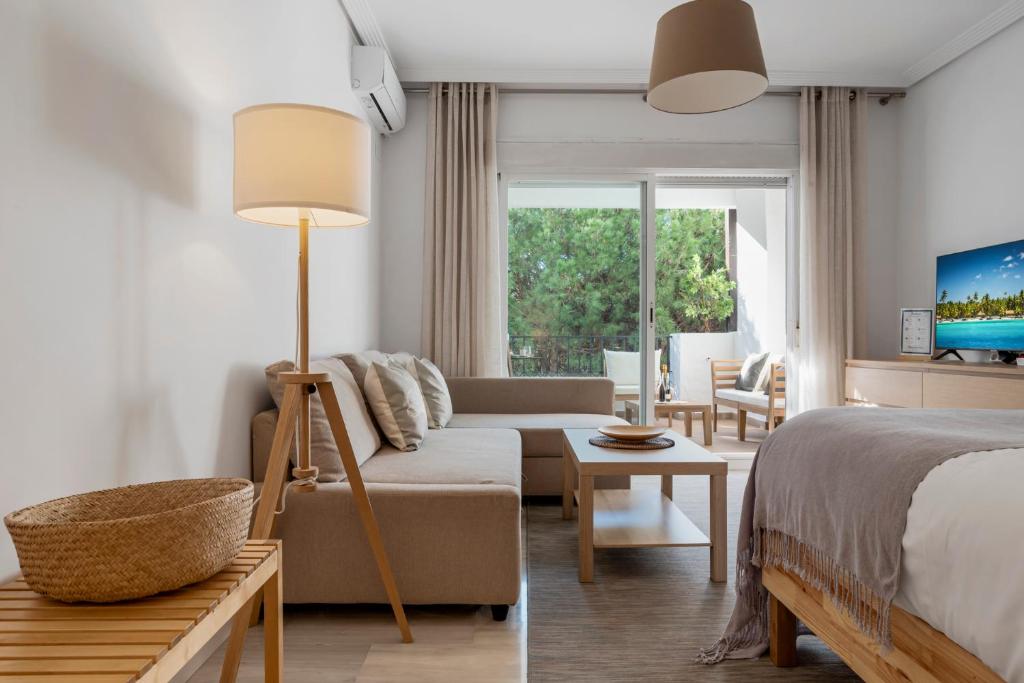 Postel nebo postele na pokoji v ubytování Confortable estudio en medina garden ref 332