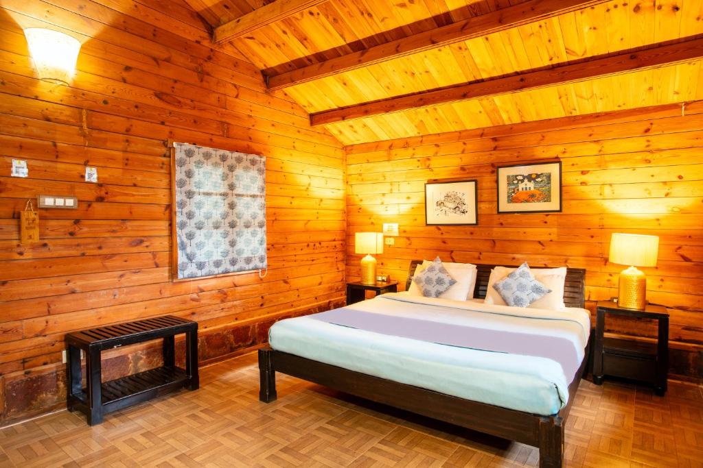 Postel nebo postele na pokoji v ubytování Stone Water Eco Resort