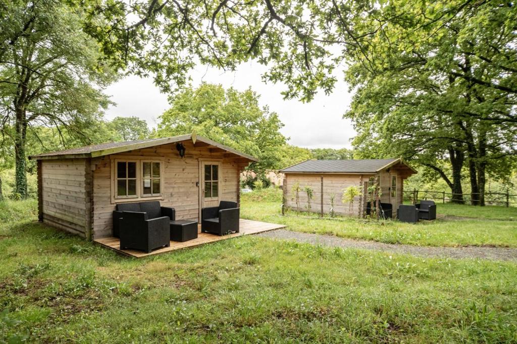 Κήπος έξω από το Chalet L'Escapade Rochetrejoux proche Puy Du Fou