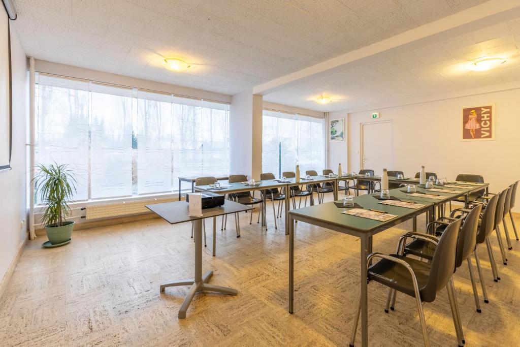 Konferenční prostory v ubytování Brit Hotel Le Parc Vichy