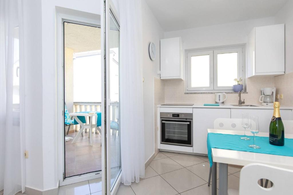 Kuchyň nebo kuchyňský kout v ubytování Apartment Lavendel - P. Dorcica