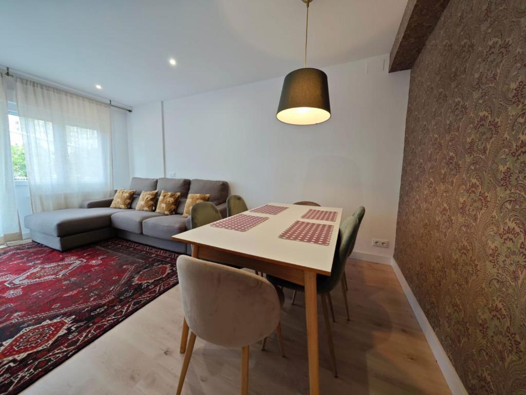 Posezení v ubytování Tomás Paredes, Vigo, 3 habitaciones