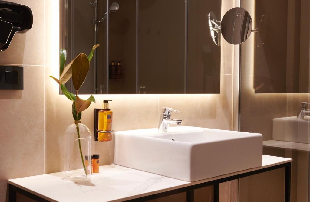 Acta Splendid - Resim 35