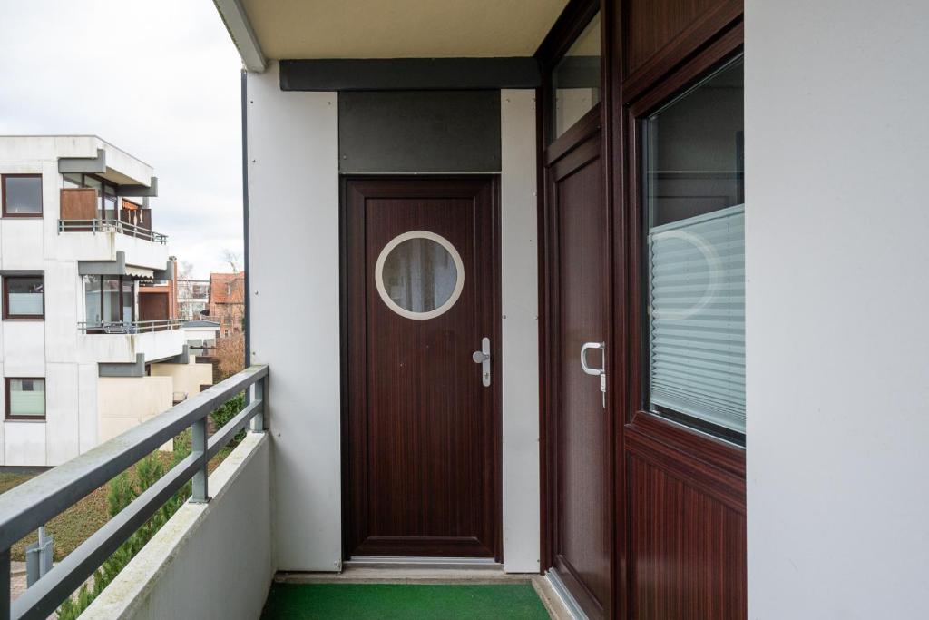Fotografie z fotogalerie ubytování CLS Strand City-Wohnung im Zentrum von Grömitz mit Balkon und Parkplatz, alles in 5 Minuten erreichbar Restaurants, Bäckerei Junge, Strand, Frisör, Massage, ideale Anbindung Schön Klinik Neustadt v destinaci Grömitz