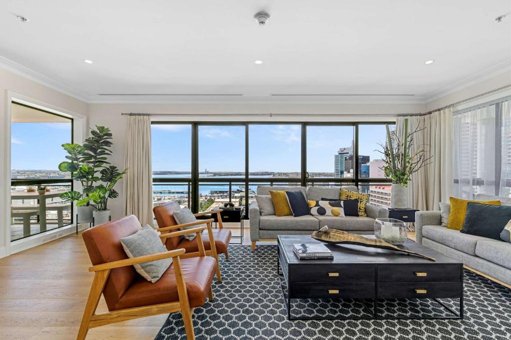 Posezení v ubytování Heritage Penthouse in CBD