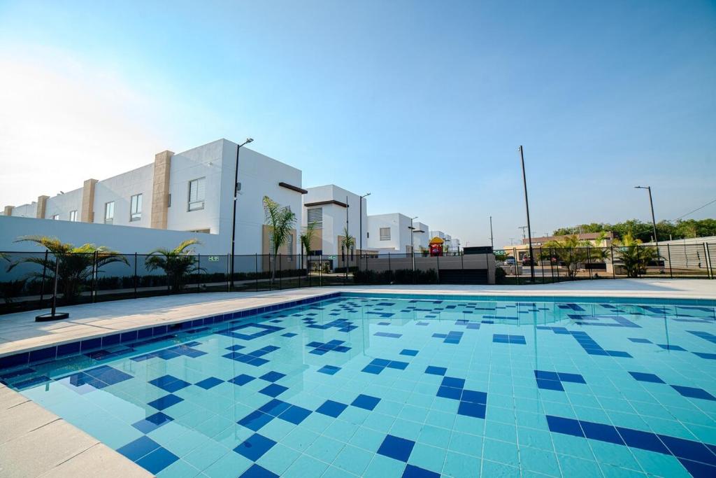 Bazén v ubytování Espectacular Casa de Ensueño "Jacuzzi Privado" en Ricaurte - Peñalisa nebo v jeho okolí