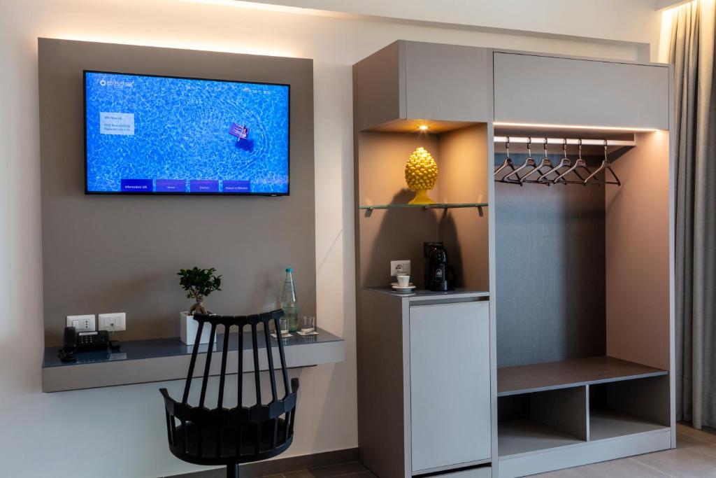 Riviera Del Sole Hotel Resort Spa - Deluxe Quadruple Room