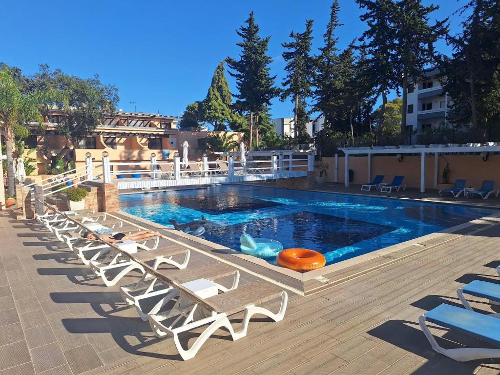 Πισίνα στο ή κοντά στο Sun and Serenity