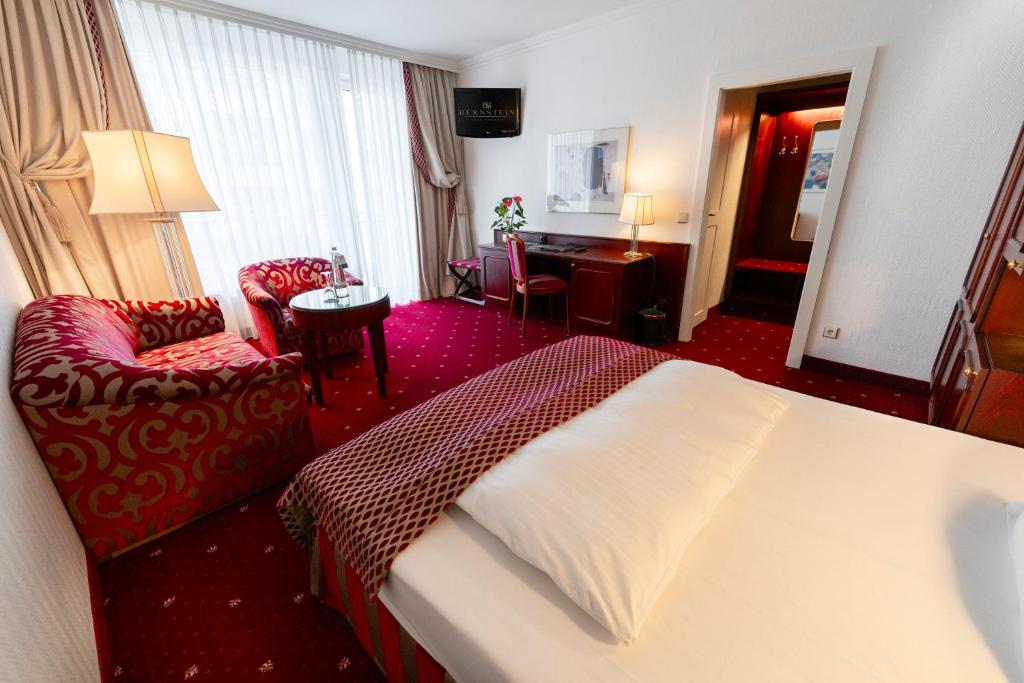Bernstein Hotel Villa Kastania - 