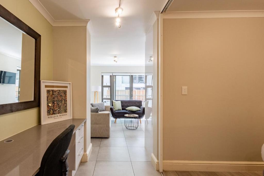 Stylish Fully Equipped Apartment In Observatory Cape Town Updated Photo Inspiration