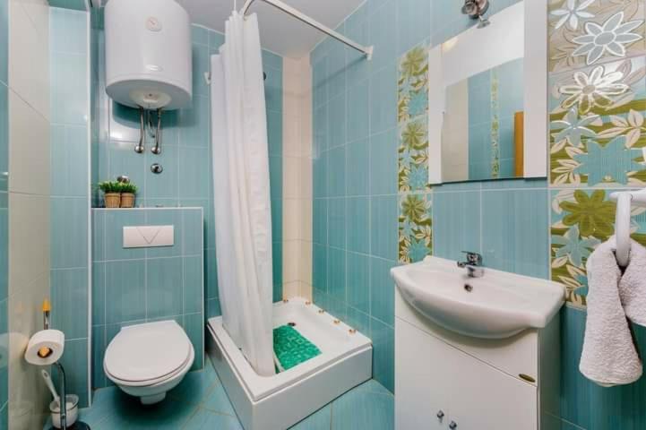 Koupelna v ubytování Apartments Andrijanić