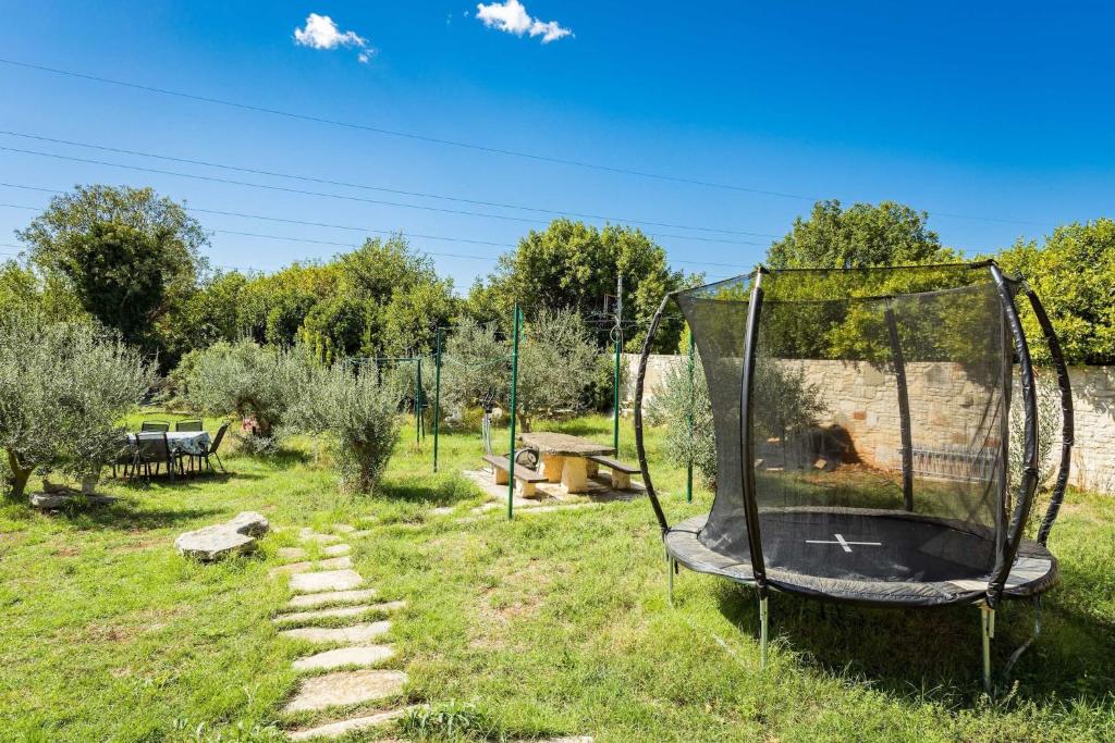 Zahrada ubytování Holiday Home Pina