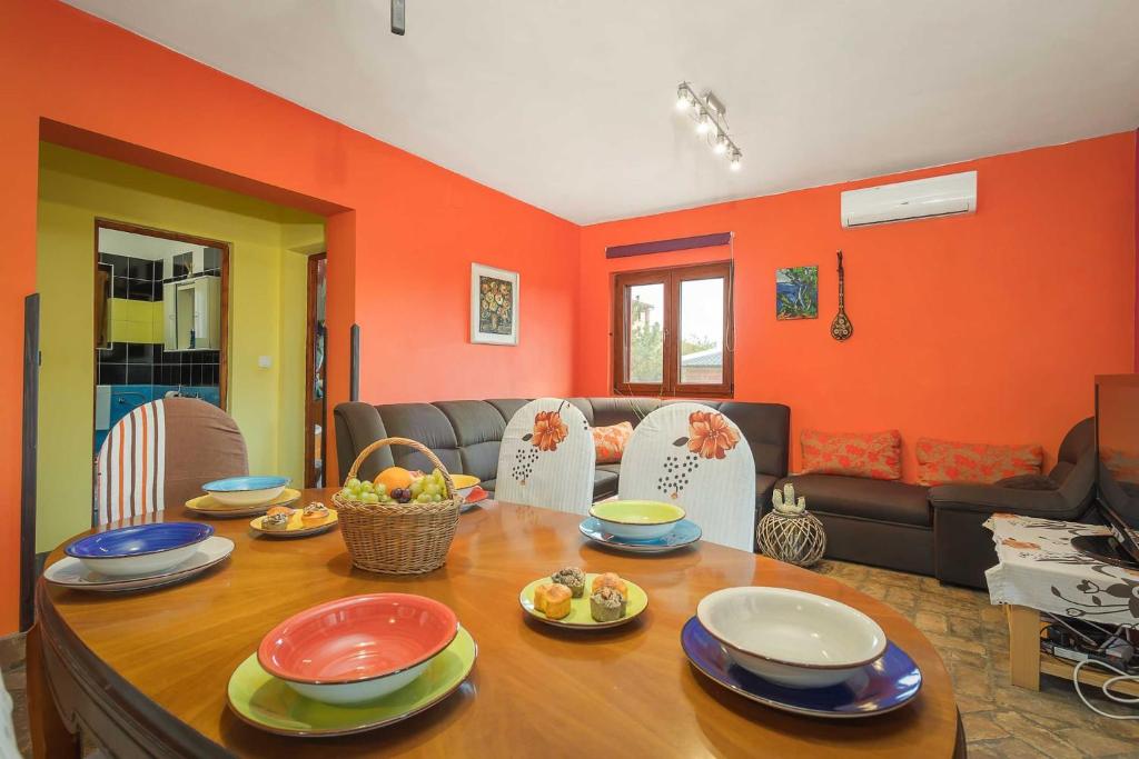 Posezení v ubytování Holiday Home Pina