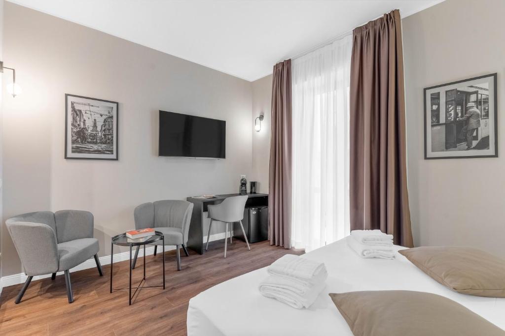 Torriani Suites Foresteria Lombarda - Resim 24