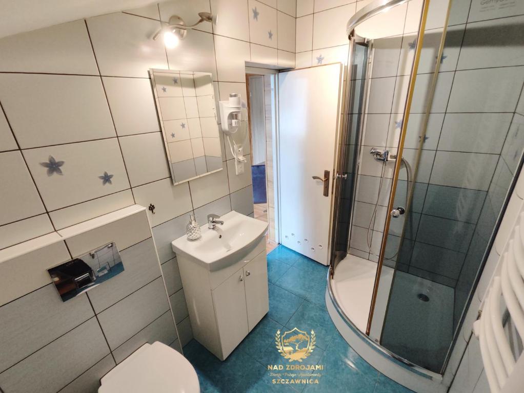 Kúpeľňa v ubytovaní "Nad Zdrojami" Pokoje Kowalczyk