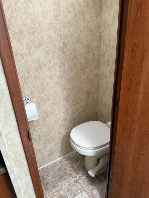 Outpost RV Accomodation Fiordland - Resim 7