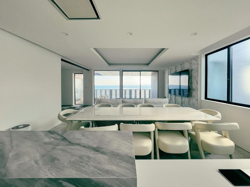 Χώρος καθιστικού στο CORAL RESORT VILLA atsuhama - Vacation STAY 21288v