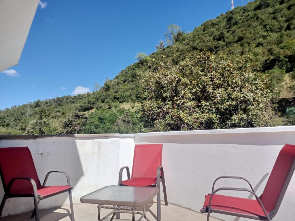 Nespecifikovaný výhled na hory nebo výhled na hory při pohledu z bed and breakfast