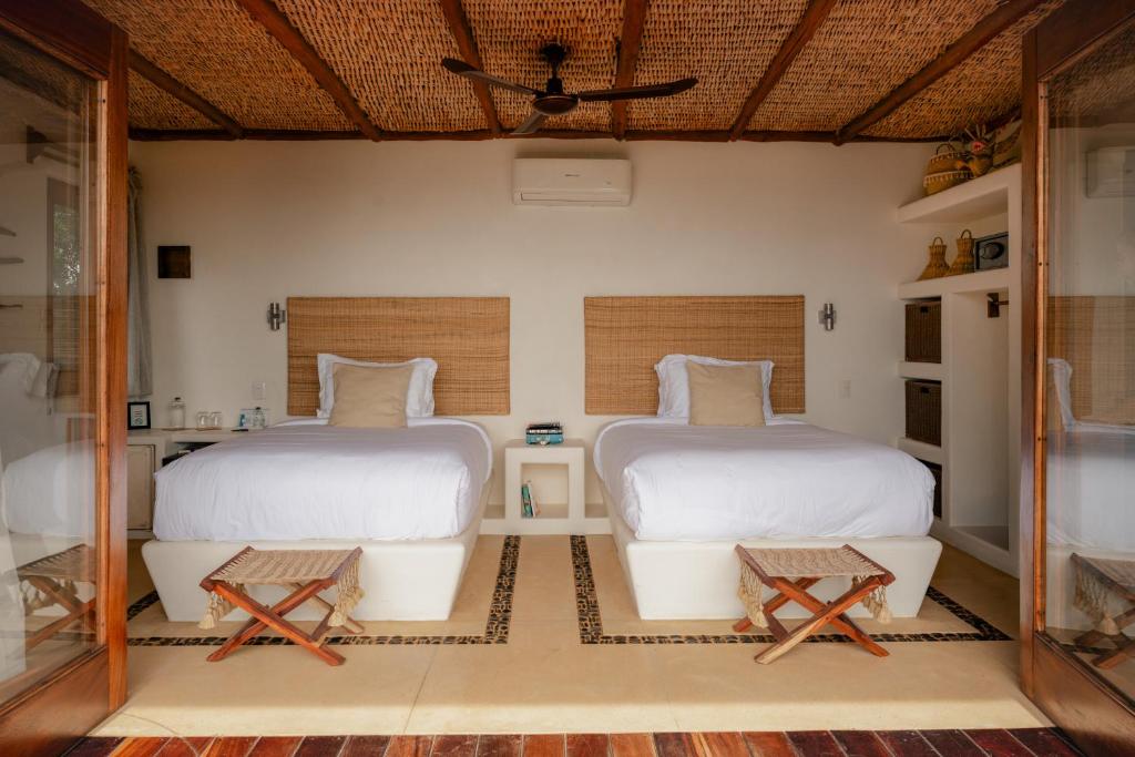 ZOA Hotel - Adults Only photo 3