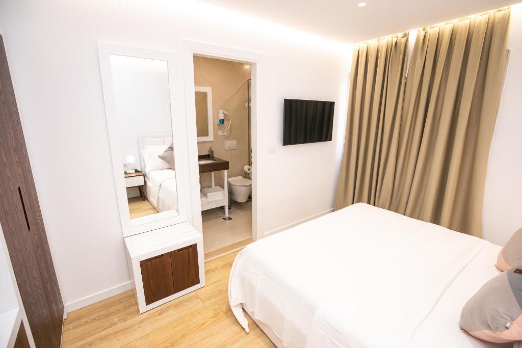 Hotel Elior - Standard Double Room