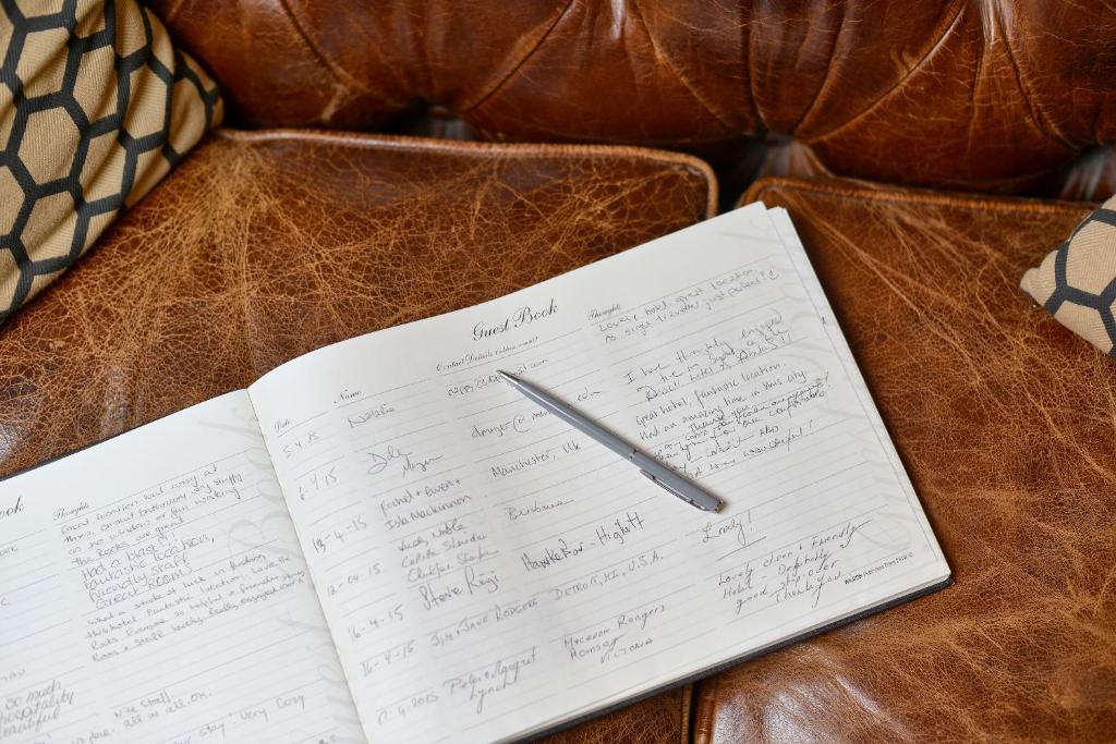 The Russell Boutique Hotel - Resim 18