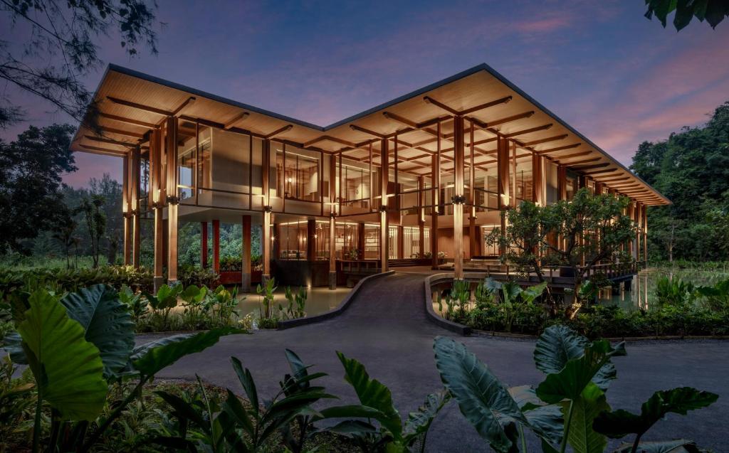 Zahrada ubytování Anantara Layan Phuket Resort