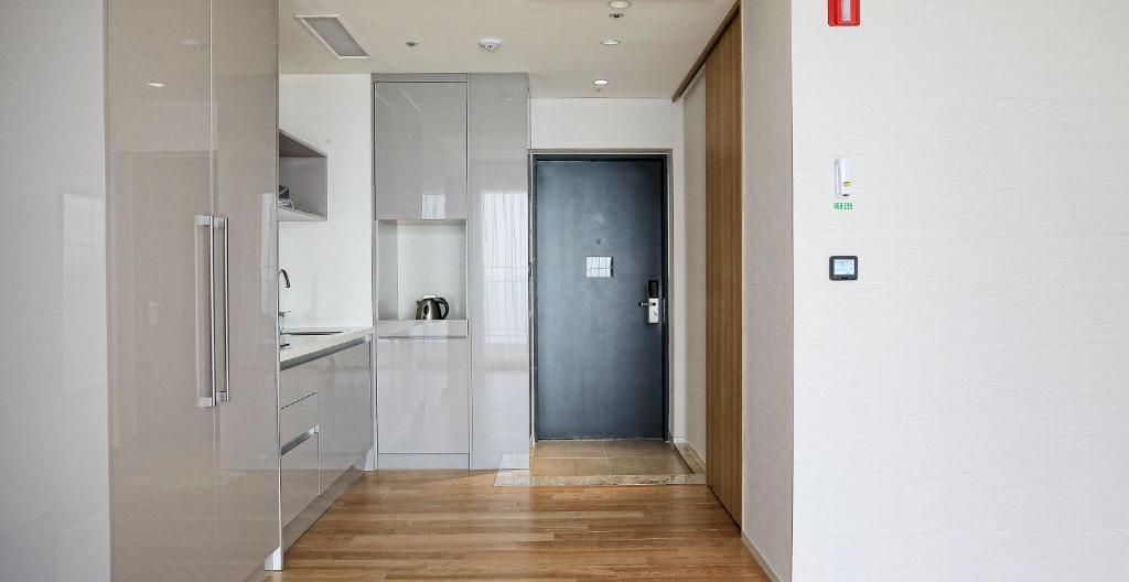 Kuchyň nebo kuchyňský kout v ubytování Lapis Hotel Namhae