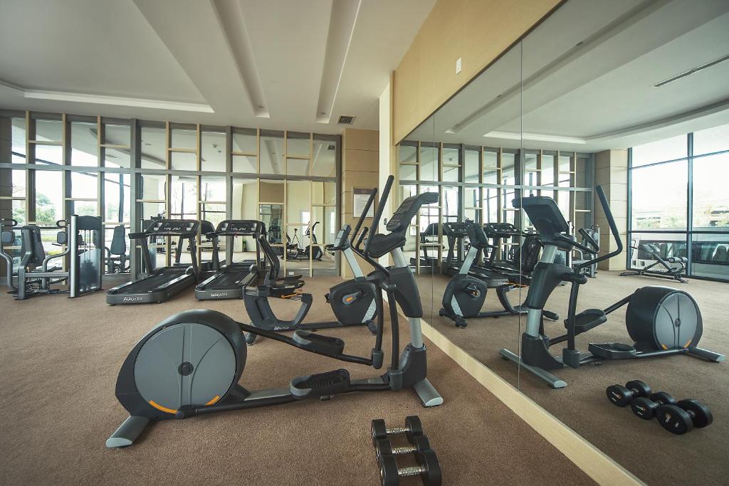Fitness centrum a/nebo fitness zařízení v ubytování Muong Thanh Grand Quang Nam