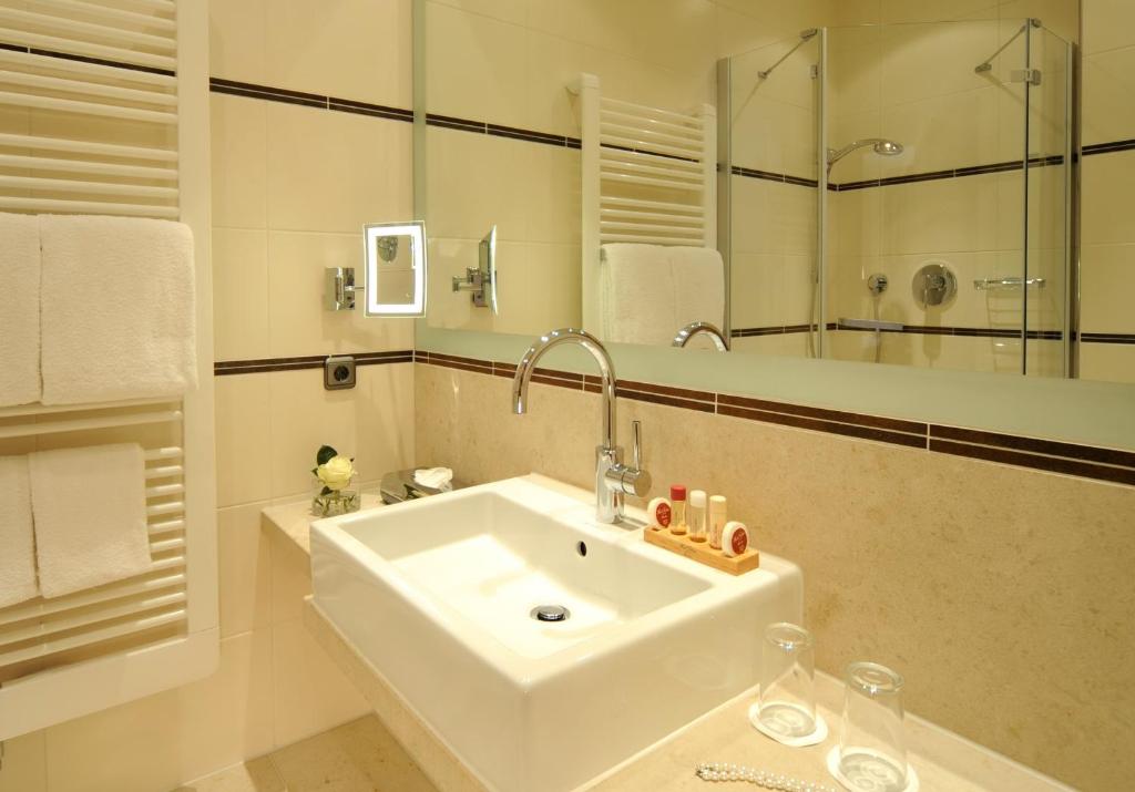 Hotel Torbräu - Resim 14