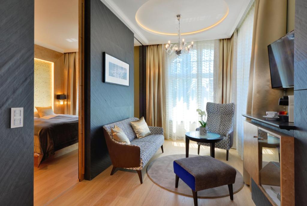 Posezení v ubytování Hotel Torbräu