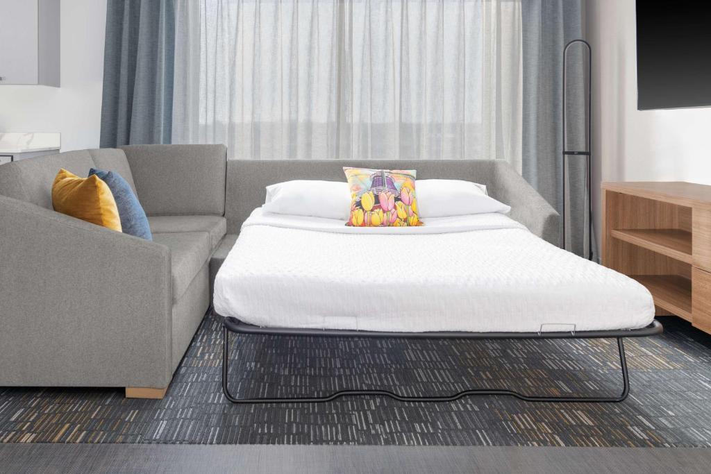 Homewood Suites By Hilton Holland photo