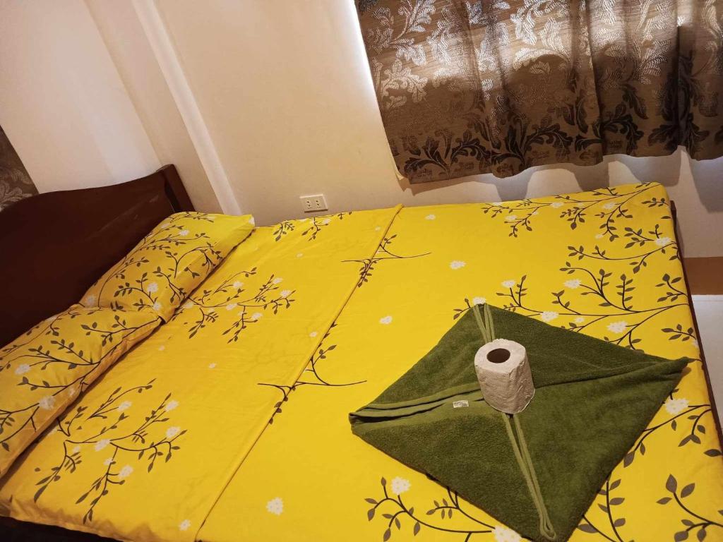 Postel nebo postele na pokoji v ubytování Room in BB - Aremen Transient, Nipa Hut