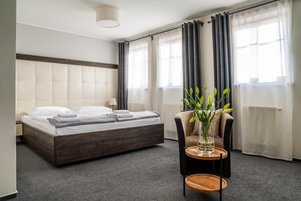 Hotel Grunt - Chambre Double De Luxe Avec Lit D'Appoint