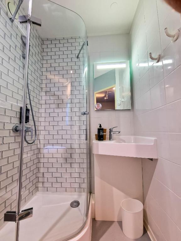 ibis Budget Lille Marcq En Baroeul - Standard Twin Room