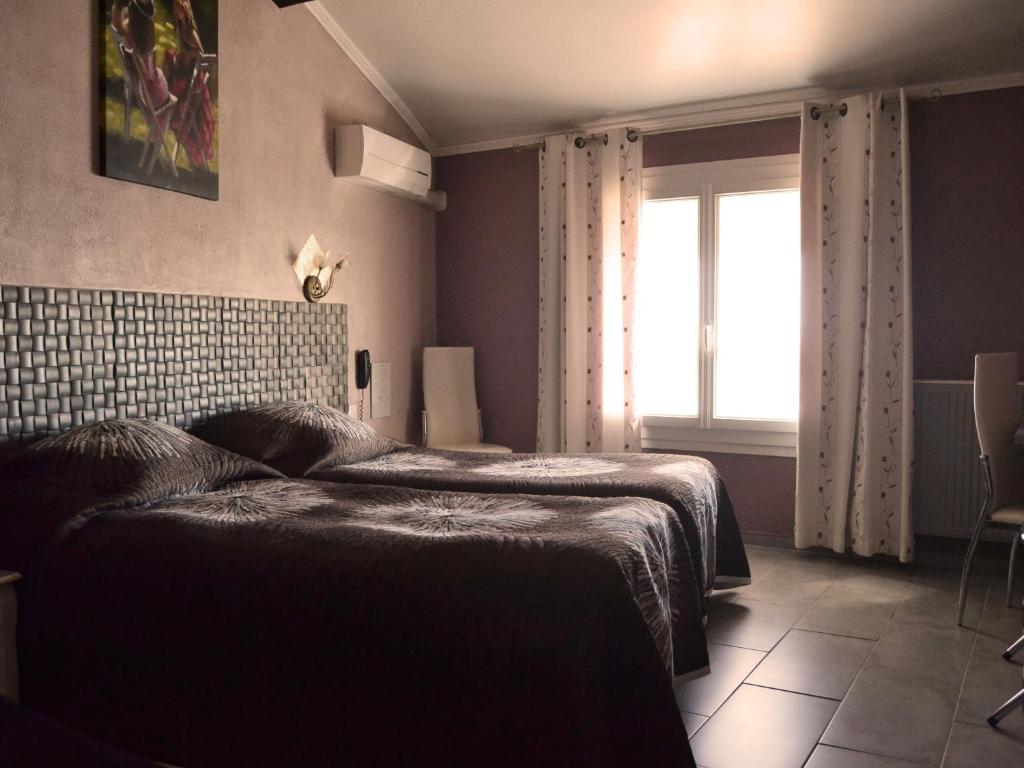 Hôtel Le Dauphin Bleu - 11