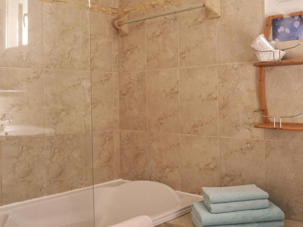 Hôtel Le Dauphin Bleu - 16