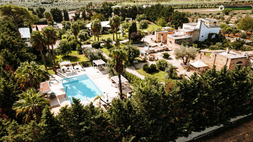 Bazén v ubytování Masseria La Tofala benessere & SPA nebo v jeho okolí