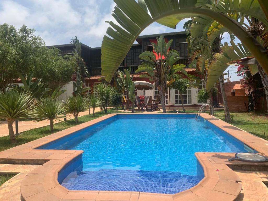 Bazén v ubytování Villa luxueuse à Skhirat Rabat nebo v jeho okolí
