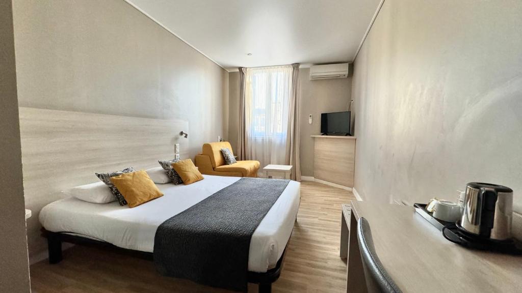 Hôtel Helvétique - Resim 34