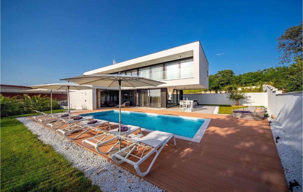 Villa Eleven