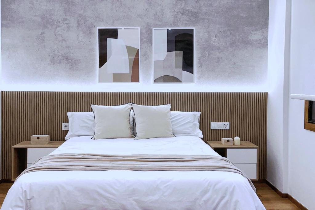 Postel nebo postele na pokoji v ubytování Apartamentos centro Vilagarcía