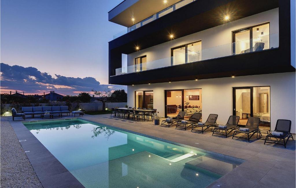 Bazén v ubytování Villa Aquarius nebo v jeho okolí