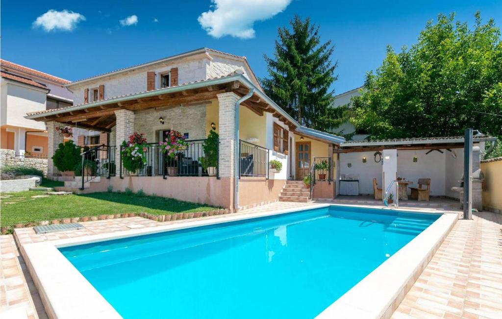 Bazén v ubytování Villa Pelizzar nebo v jeho okolí