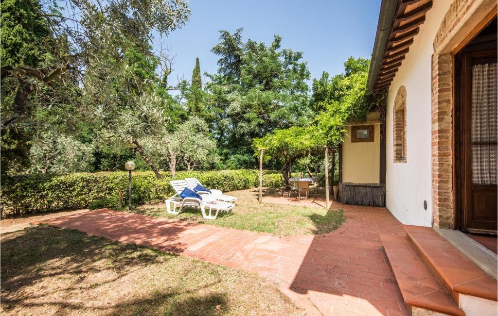 A garden outside Rossini