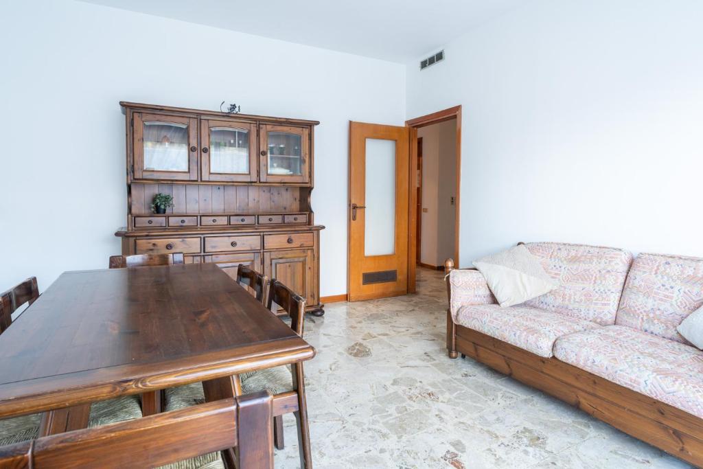 Posezení v ubytování Bellavista - Residence in Barzio center near free ski shuttle