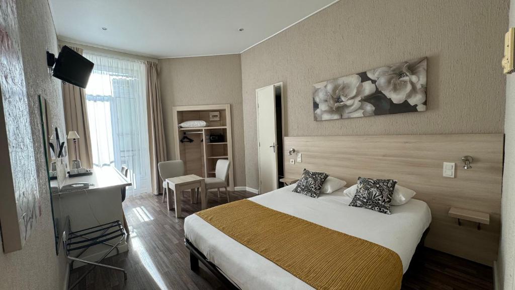 Hôtel Helvétique - Resim 37