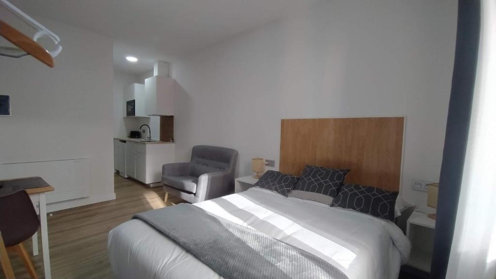 Apartamentos Recunchos - 17