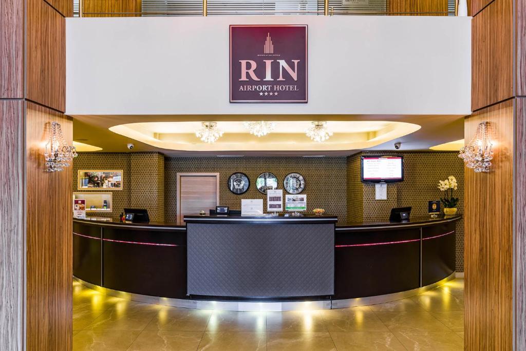 Certifikát, hodnocení, plakát nebo jiný dokument vystavený v ubytování RIN Airport Hotel
